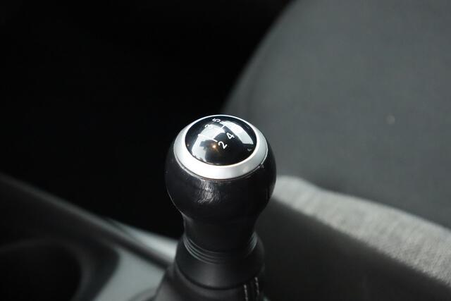 Toyota AYGO X 1.0 VVT-i MT first | Adapt. Cruise | Apple CarPlay & Android Auto | Camera | DAB | All Season