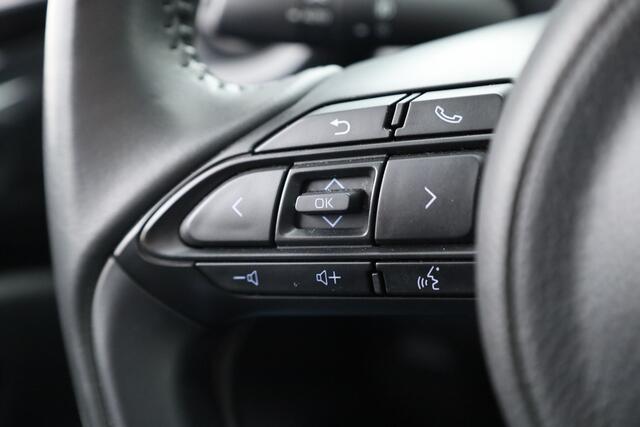 Toyota AYGO X 1.0 VVT-i MT first | Adapt. Cruise | Apple CarPlay & Android Auto | Camera | DAB | All Season