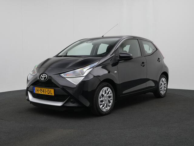 Toyota AYGO 1.0 VVT-i x-play