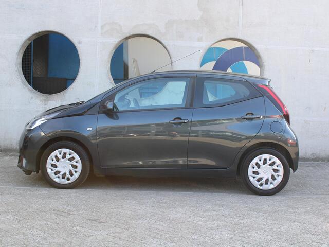 Toyota AYGO 1.0 VVT-i x-play limited | ACHTERUITRIJ CAMERA | APPLE CARPLAY/ANDROID AUTO |