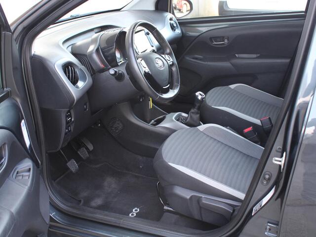 Toyota AYGO 1.0 VVT-i x-play limited | ACHTERUITRIJ CAMERA | APPLE CARPLAY/ANDROID AUTO |