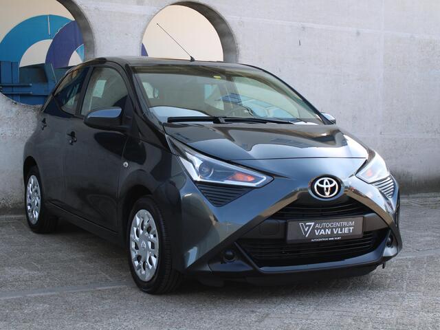 Toyota AYGO 1.0 VVT-i x-play limited | ACHTERUITRIJ CAMERA | APPLE CARPLAY/ANDROID AUTO |