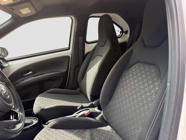 Toyota AYGO X 1.0 VVT-i S-CVT Pulse | Two-tone | Automaat | Adaptive | LED |