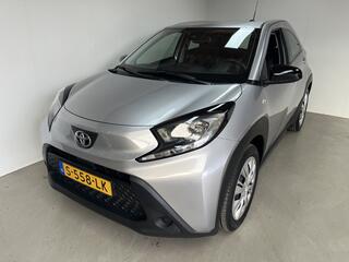 toyota-aygo-x-1.0-vvt-i-mt-play-app