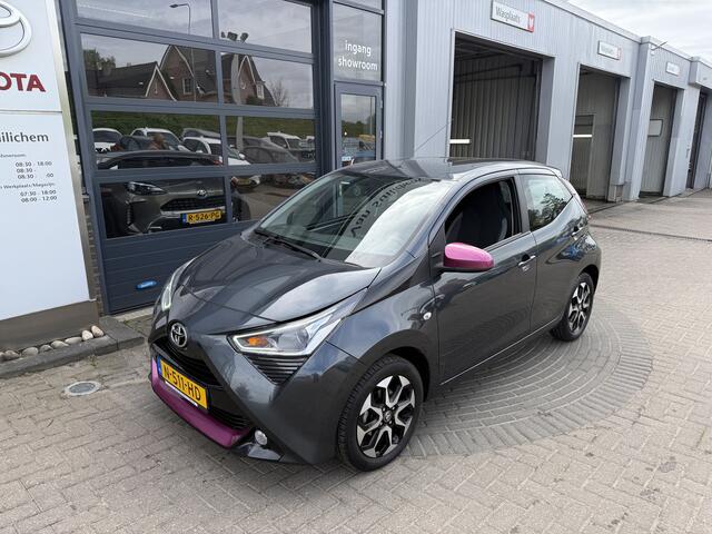 Toyota AYGO 1.0 VVT-i x-cite