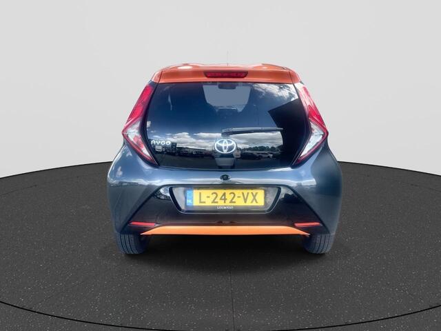 Toyota AYGO 1.0 VVT-i TeamNL RIJKLAAR