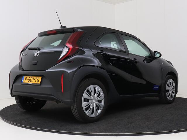 Toyota AYGO X 1.0 VVT-i S-CVT play | Automaat