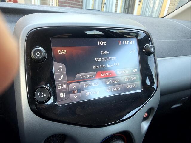 Toyota AYGO 1.0 VVT-i x-play Camera, App Connect