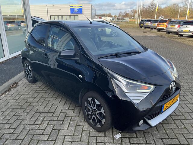 Toyota AYGO 1.0 VVT-i x-first Camera FaceLift