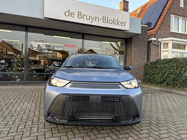 Toyota AYGO X Hybrid 115 play Apple Carplay / Android Auto