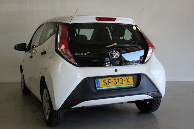 Toyota AYGO 1.0 VVT-i x-fun | 5-DEUR | AIRCO | ELEK-RAMEN | LED | NL-AUTO+N.A.P! | CPV | TEL/MEDIA | AUX |