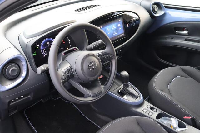 Toyota AYGO X Hybrid 115 pulse, Easy pack, Climate Control, Apple Carplay, Android Auto, Parkeercamera, Draadloos oplader, Gezichtscamera, Keyless Entry.