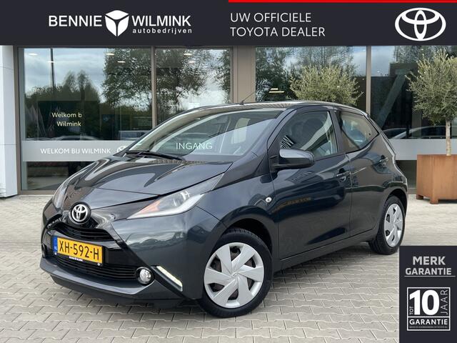 Toyota AYGO 1.0 VVT-i x-nav | Navi | Camera