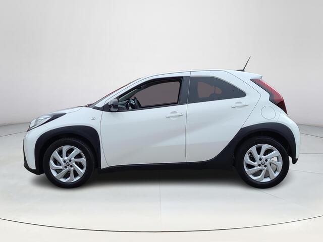 Toyota AYGO X 1.0 VVT-i MT first | Apple CarPlay | Climate Control | Stoelverwarming | Rijklaarprijs incl. garantie |