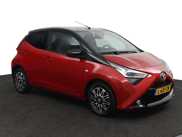 Toyota AYGO 1.0 VVT-i x-clusiv | Keyless Entry | Bi-Tone | Automatische Airco | Lichtmetalen Velgen | Achteruitrijcamera |