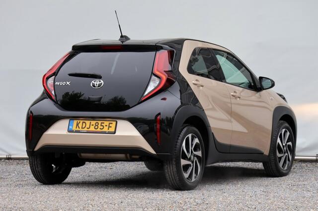 Toyota AYGO 1.0 VVT-i MT Pulse - 72 pk **Bi-tone / Camera / Carplay