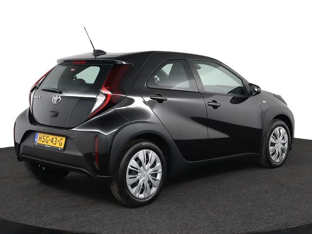 Toyota AYGO X 1.0 VVT-i MT Play | Bij aanschaf van deze auto 1e jaar gratis onderhoud ! |