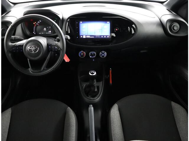 Toyota AYGO X 1.0 VVT-i MT Play | Bij aanschaf van deze auto 1e jaar gratis onderhoud ! |