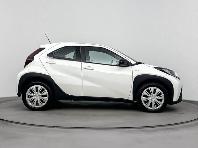 Toyota AYGO X 1.0 VVT-i S-CVT Play | Automaat | Parkeercamera | Apple Carplay-Android Auto |