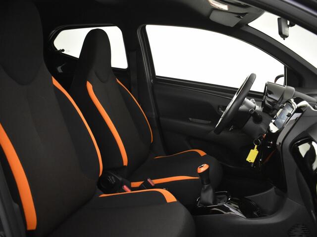 Toyota AYGO 1.0 VVT-i JBL | Camera | Carplay | JBL-audio |