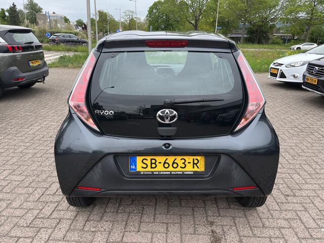 Toyota AYGO 1.0 VVT-i x-fun Airco Bluetooth