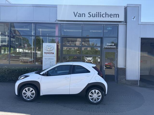 Toyota AYGO X 1.0 VVT-i MT Play