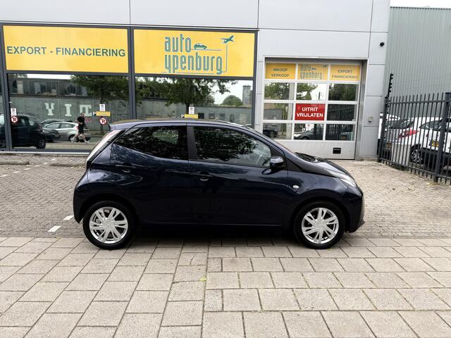 Toyota AYGO 1.0 VVT-i x-cite * 136.404 Km * Airco * Led * Sportvelgen *