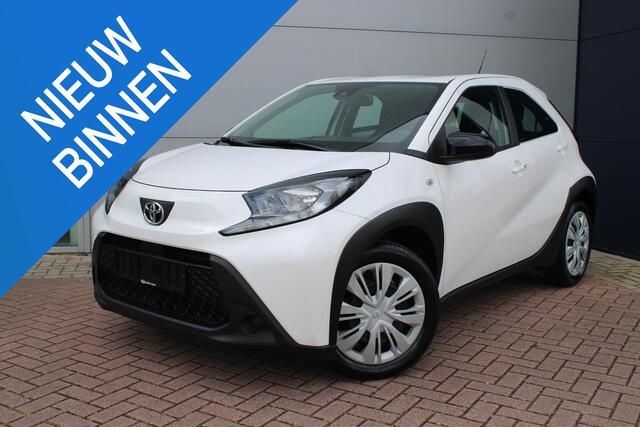 Toyota AYGO X 1.0 VVT-i S-CVT Automaat first Airco Camera Carplay Zeer mooi
