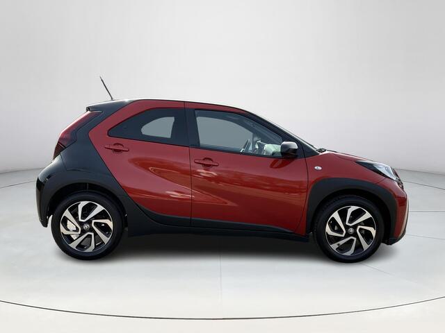 Toyota AYGO X 1.0 VVT-i MT Pulse | Carplay | Airconditioning | Stoelverwarming | Licht metalen velgen |