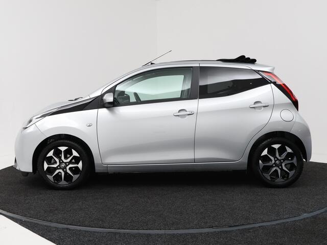 Toyota AYGO 1.0 VVT-i x-joy cabrio | Apple CarPlay / Android Auto (Navigatie | Open dak | Licht metalen velgen |