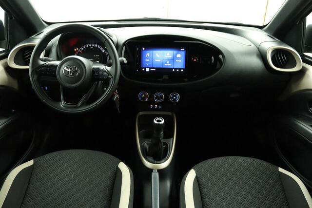 Toyota AYGO X 1.0 VVT-i MT Pulse | Adaptive Cruise Control | Achteruitrijcamera | Apple Carplay | Android Auto | Stoelverwarming |
