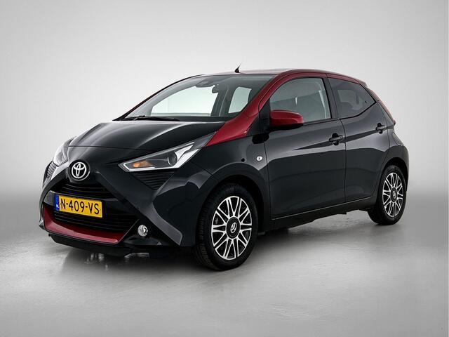 Toyota AYGO 1.0 VVT-i x-cite | Lederen bekleding | Achteruitrijcamera | Airco