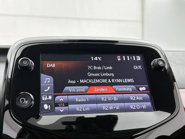 Toyota AYGO 1.0 VVT-i x-cite | Lederen bekleding | Achteruitrijcamera | Airco