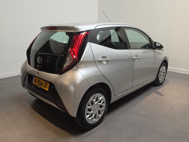 Toyota AYGO 1.0 VVT-i x-play - Apple Carplay/Android Auto - Cruise