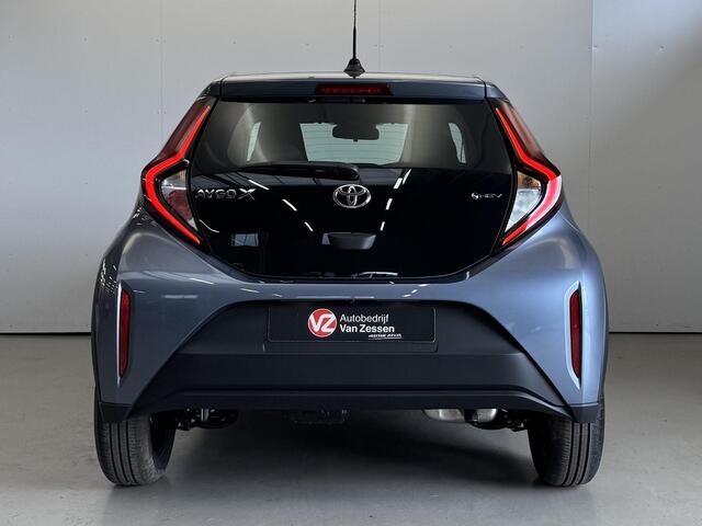 Toyota AYGO X Hybrid 115 pulse | Keyless | App Connect | Stoelverwarming | Ongebruikte auto!
