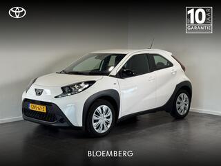 toyota-aygo-x-1.0-vvt-i-mt-play--c