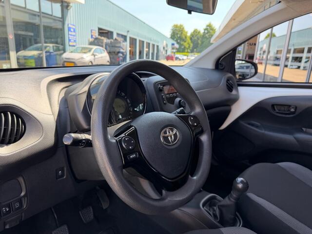 Toyota AYGO 1.0 VVT-I X-FUN AIRCO