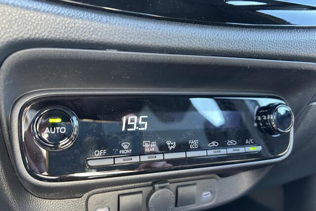 Toyota AYGO X Hybrid 115 play, Nieuw en in juni leverbaar met ¤1.500,- inruilpremie!!