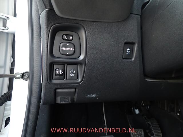 Toyota AYGO 1.0 VVT-i X-CITE TWO-TONE / CRUISE / CARPLAY / CAMERA / AIRCO /