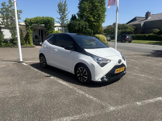 Toyota AYGO 1.0 VVT-i x-cite ultimate