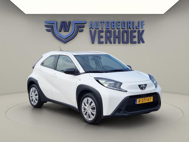 Toyota AYGO X 1.0 VVT-i MT Play NL Auto - All Season Banden - Carplay