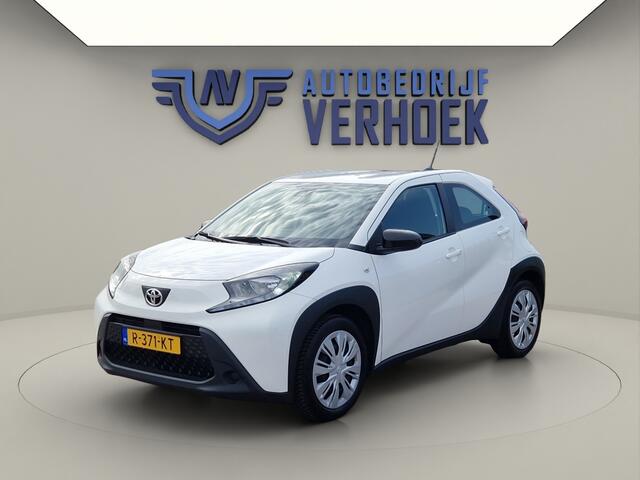 Toyota AYGO X 1.0 VVT-i MT Play NL Auto - All Season Banden - Carplay