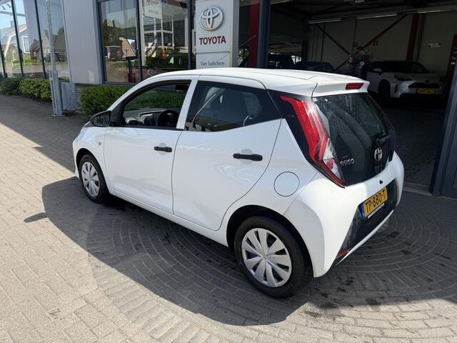 Toyota AYGO 1.0 VVT-i x-fun