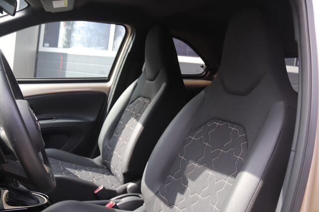 Toyota AYGO X 1.0 VVT-i S-CVT Envy Automaat, Camera, Cruise, Navi