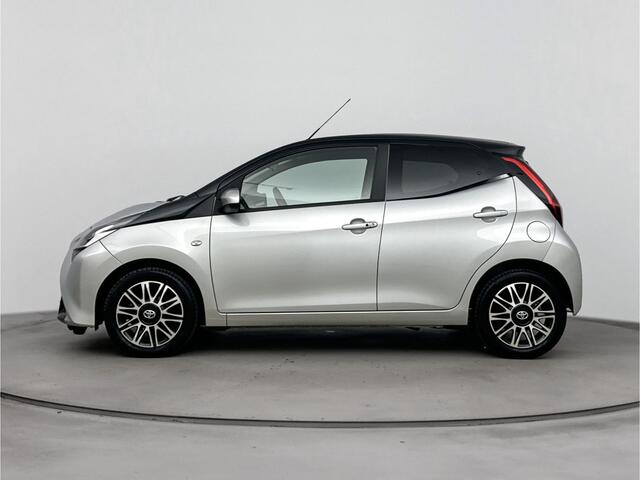 Toyota AYGO 1.0 VVT-i x-clusiv Automaat | Keyless Entry/Start | Apple Carplay/Android Auto | Parkeercamera | Onderweg-naar-dealer