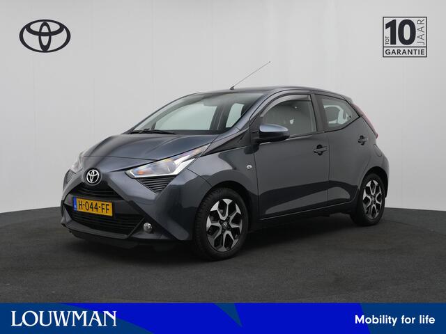Toyota AYGO 1.0 VVT-i x-play Automaat | Apple Carplay/Android Auto | Achteruitrijcamera | LM velgen |