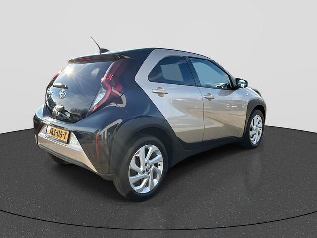 Toyota AYGO X 1.0 S-CVT First | Rijklaar | Automaat | Stoelverwarming |