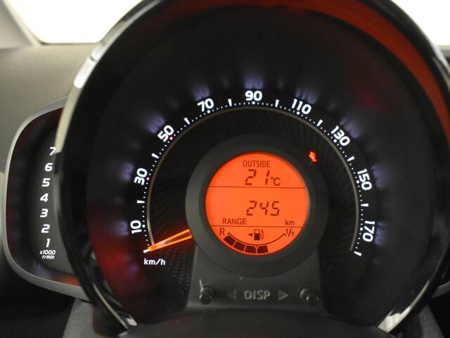 Toyota AYGO 1.0 VVT-i x-play | Carplay | Camera | Airco