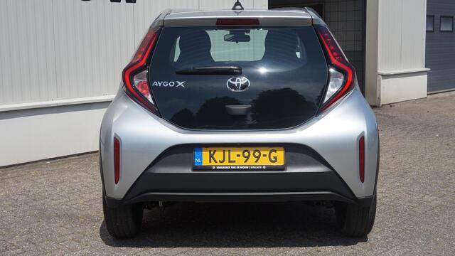 Toyota AYGO X 1.0 VVT-i MT Play Apple Carplay/Android Auto | Achteruitrijcamera | Climate Control | Adapt Cruise Control