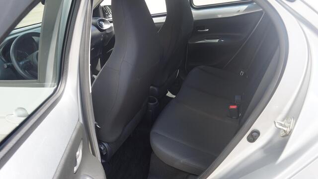 Toyota AYGO X 1.0 VVT-i MT Play Apple Carplay/Android Auto | Achteruitrijcamera | Climate Control | Adapt Cruise Control